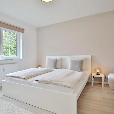 Poststrasse 41 3 Emil *